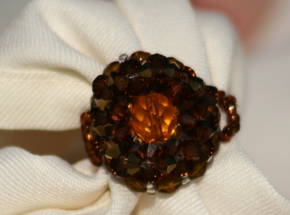 Kör alakú Swarovski gyűrű csiszolt gyönggyel